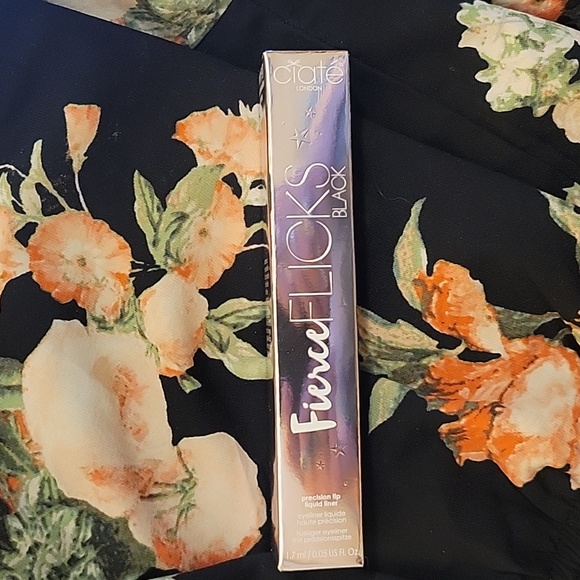 CIATÉ LONDON Fierce Flicks Liquid Liner - Picture 2 of 4